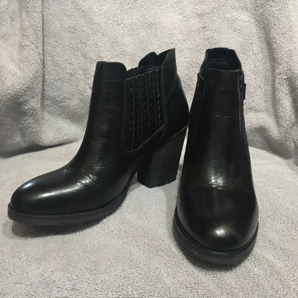 Levi’s Brand ankle boots